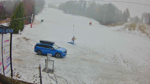 Ski areál Mezihoří Chomutov - Velká sjezdovka - 7.12.2025 v 11:01 Ski areál Mezihoří Chomutov - Velká sjezdovka - 7.12.2025 v 11:01