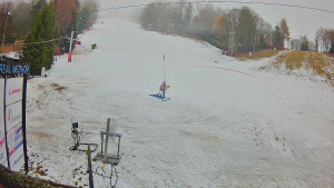 Ski areál Mezihoří Chomutov - Velká sjezdovka - 7.12.2025 v 15:01 Ski areál Mezihoří Chomutov - Velká sjezdovka - 7.12.2025 v 15:01