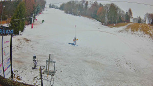 Ski areál Mezihoří Chomutov - Velká sjezdovka - 7.12.2025 v 16:01 Ski areál Mezihoří Chomutov - Velká sjezdovka - 7.12.2025 v 16:01