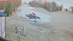 Ski areál Mezihoří Chomutov - Velká sjezdovka - 13.12.2025 v 08:01 Ski areál Mezihoří Chomutov - Velká sjezdovka - 13.12.2025 v 08:01