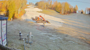 Ski areál Mezihoří Chomutov - Velká sjezdovka - 13.12.2025 v 09:31 Ski areál Mezihoří Chomutov - Velká sjezdovka - 13.12.2025 v 09:31