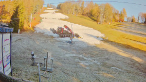 Ski areál Mezihoří Chomutov - Velká sjezdovka - 13.12.2025 v 10:31 Ski areál Mezihoří Chomutov - Velká sjezdovka - 13.12.2025 v 10:31