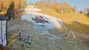 Ski areál Mezihoří Chomutov - Velká sjezdovka - 13.12.2025 v 12:46 Ski areál Mezihoří Chomutov - Velká sjezdovka - 13.12.2025 v 12:46