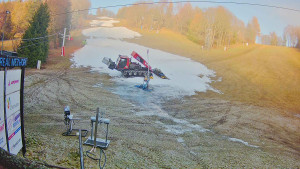 Ski areál Mezihoří Chomutov - Velká sjezdovka - 13.12.2025 v 14:01 Ski areál Mezihoří Chomutov - Velká sjezdovka - 13.12.2025 v 14:01