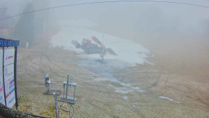 Ski areál Mezihoří Chomutov - Velká sjezdovka - 13.12.2025 v 14:46 Ski areál Mezihoří Chomutov - Velká sjezdovka - 13.12.2025 v 14:46