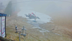 Ski areál Mezihoří Chomutov - Velká sjezdovka - 13.12.2025 v 16:01 Ski areál Mezihoří Chomutov - Velká sjezdovka - 13.12.2025 v 16:01