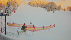 Ski areál Mezihoří Chomutov - Velká sjezdovka - 11.1.2026 v 08:31 Ski areál Mezihoří Chomutov - Velká sjezdovka - 11.1.2026 v 08:31