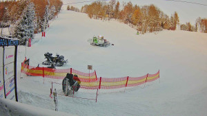 Ski areál Mezihoří Chomutov - Velká sjezdovka - 11.1.2026 v 16:31 Ski areál Mezihoří Chomutov - Velká sjezdovka - 11.1.2026 v 16:31