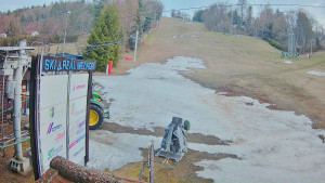 Ski areál Mezihoří Chomutov - Velká sjezdovka - 25.3.2026 v 06:02 Ski areál Mezihoří Chomutov - Velká sjezdovka - 25.3.2026 v 06:02