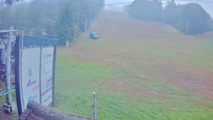 Skigebiet Mezihoří Chomutov - Große Skipiste - 17.8.2026 v 06:47 Skigebiet Mezihoří Chomutov - Große Skipiste - 17.8.2026 v 06:47