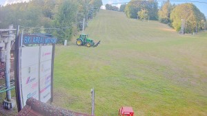 Ski areál Mezihoří Chomutov - Velká sjezdovka - 2.9.2026 v 19:02 Ski areál Mezihoří Chomutov - Velká sjezdovka - 2.9.2026 v 19:02