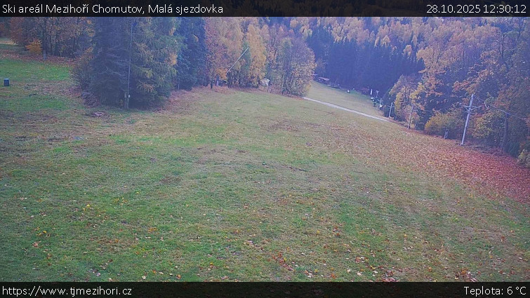 Ski areál Mezihoří Chomutov - Malá sjezdovka - 28.10.2025 v 12:30 Ski areál Mezihoří Chomutov - Malá sjezdovka - 28.10.2025 v 12:30