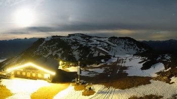 Snímek    1.11.2025 v 00:00