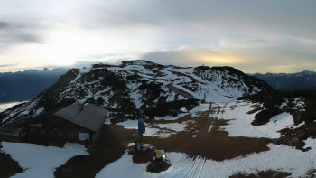 Snímek    1.11.2025 v 00:30