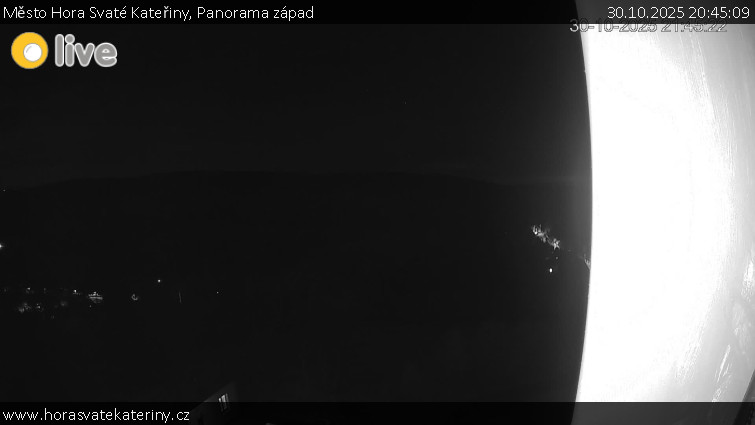 Město Hora Svaté Kateřiny - Panorama západ - 30.10.2025 v 20:45 Město Hora Svaté Kateřiny - Panorama západ - 30.10.2025 v 20:45