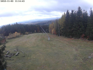 Lyžařský areál Čeřínek - Sjezdovka - 3.11.2025 v 11:15 Lyžařský areál Čeřínek - Sjezdovka - 3.11.2025 v 11:15