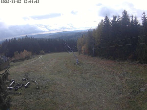 Lyžařský areál Čeřínek - Sjezdovka - 3.11.2025 v 13:45 Lyžařský areál Čeřínek - Sjezdovka - 3.11.2025 v 13:45