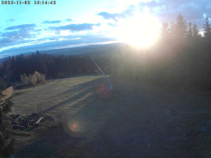 Lyžařský areál Čeřínek - Sjezdovka - 3.11.2025 v 16:15 Lyžařský areál Čeřínek - Sjezdovka - 3.11.2025 v 16:15