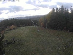 Lyžařský areál Čeřínek - Sjezdovka - 3.11.2025 v 16:30 Lyžařský areál Čeřínek - Sjezdovka - 3.11.2025 v 16:30