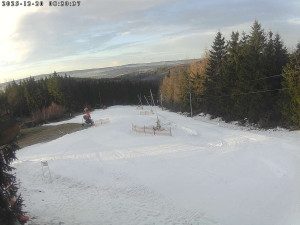 Lyžařský areál Čeřínek - Sjezdovka - 20.12.2025 v 08:30 Lyžařský areál Čeřínek - Sjezdovka - 20.12.2025 v 08:30
