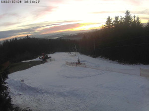 Lyžařský areál Čeřínek - Sjezdovka - 20.12.2025 v 16:15 Lyžařský areál Čeřínek - Sjezdovka - 20.12.2025 v 16:15