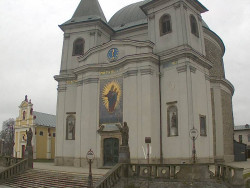 Bazilika Nanebevzetí Panny Marie