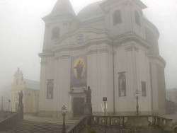 Bazilika Nanebevzetí Panny Marie