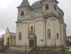 Bazilika Nanebevzetí Panny Marie