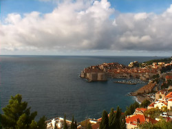 Staré město, přístav