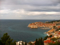 Staré město, přístav