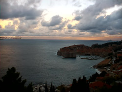 Staré město, přístav