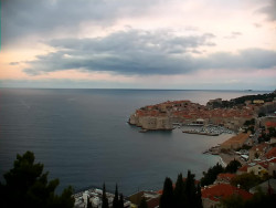 Staré město, přístav