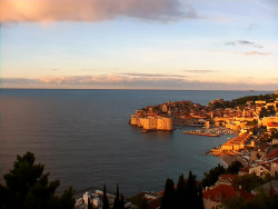 Staré město, přístav