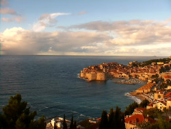 Staré město, přístav