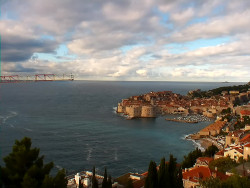 Staré město, přístav