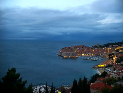 Staré město, přístav