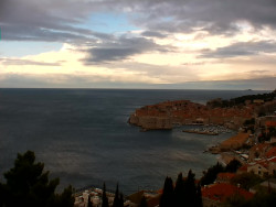 Staré město, přístav