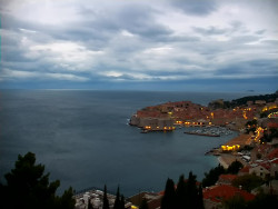 Staré město, přístav