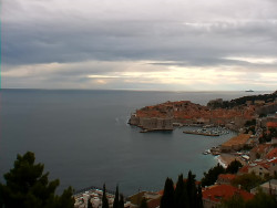 Staré město, přístav