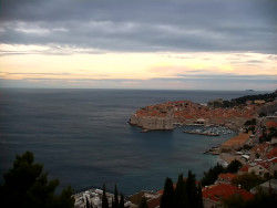 Staré město, přístav