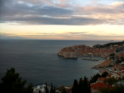 Staré město, přístav