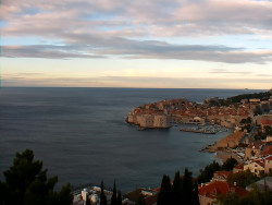 Staré město, přístav