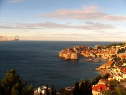 Staré město, přístav