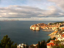 Staré město, přístav