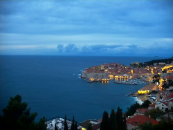 Staré město, přístav