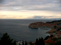 Staré město, přístav