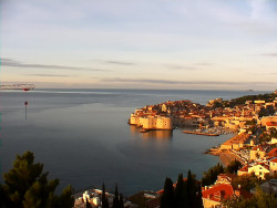 Staré město, přístav