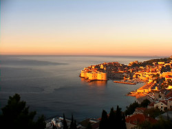 Staré město, přístav