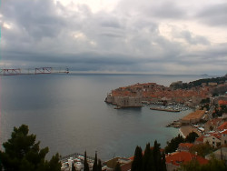 Staré město, přístav