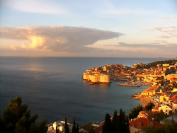 Staré město, přístav